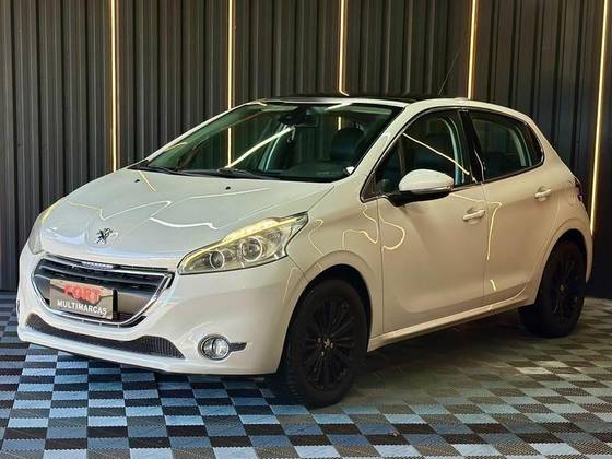 PEUGEOT 208 1.6 GRIFFE 16V FLEX 4P AUTOMÁTICO PEUGEOT 208 1.6 GRIFFE 16V FLEX 4P AUTOMÁTICO